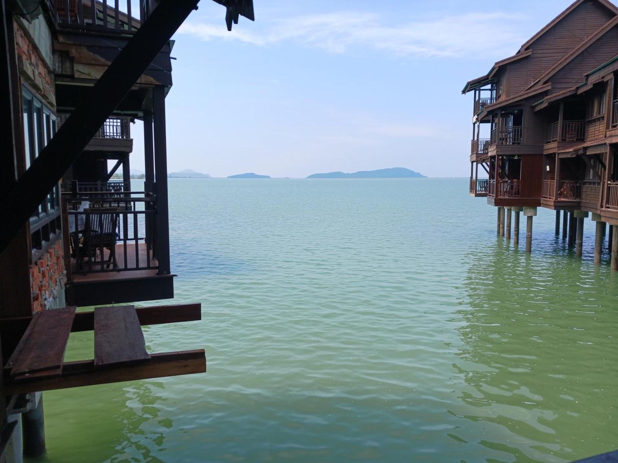 The Green Lagoon Пантай-Сенанг Экстерьер фото